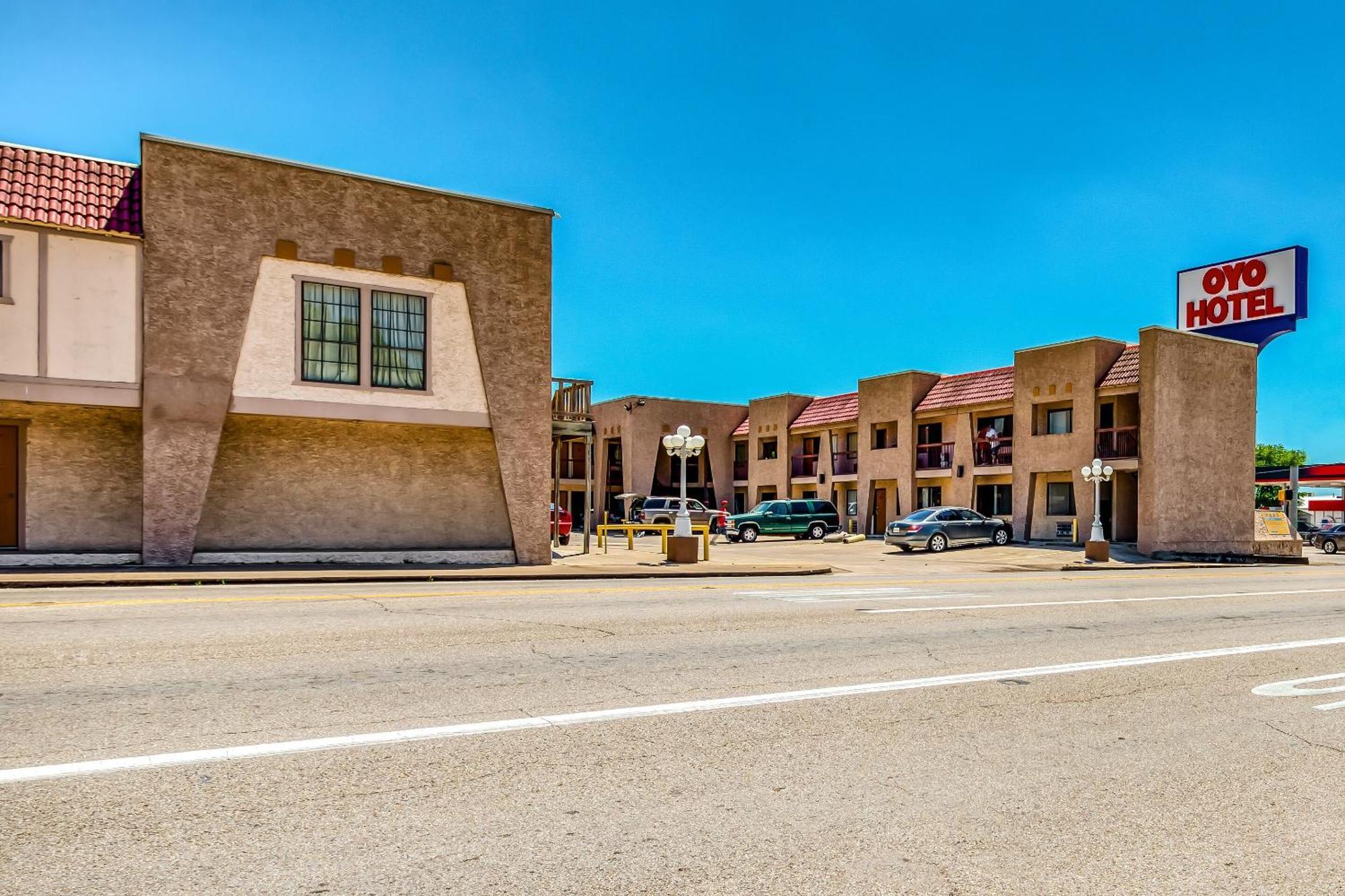 Oyo Hotel Groesbeck المظهر الخارجي الصورة