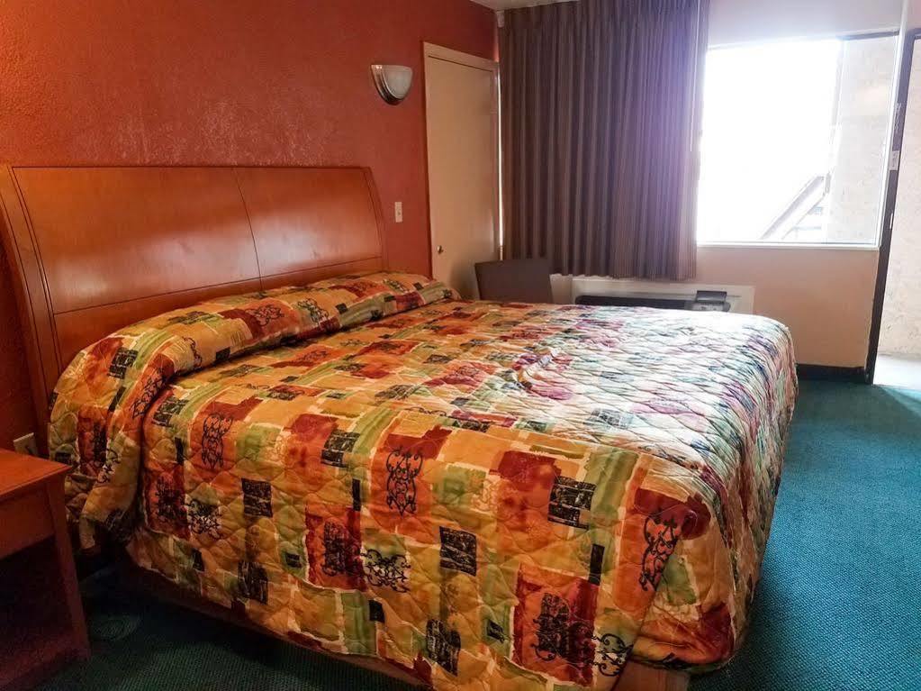 Oyo Hotel Groesbeck المظهر الخارجي الصورة